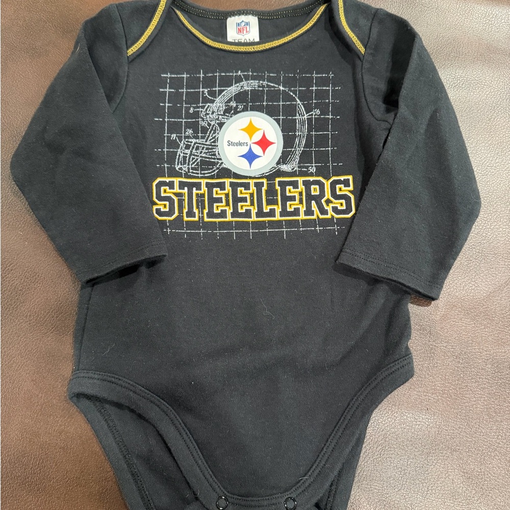 NFL Steelers Black and Gold Baby Bodysuit